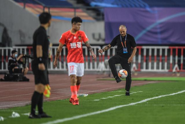 杨瀚森19+21青岛负山西 孙铭徽17分广厦胜吉林